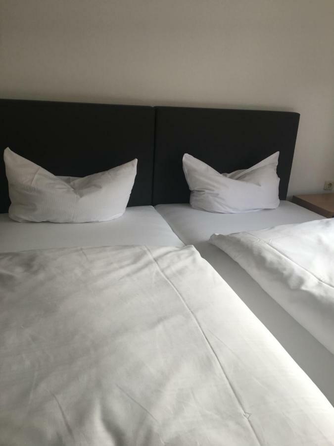 Hotel Zum Taunus Eppstein Экстерьер фото